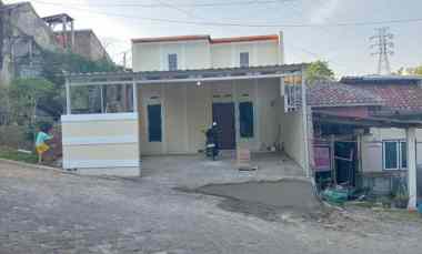 dijual rumah di bintang regency gedawang semarang