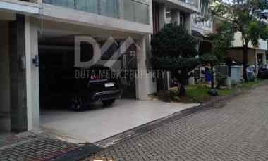 dijual rumah di bintaro