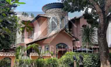 dijual rumah di bintaro