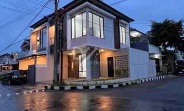 dijual rumah di bintaro