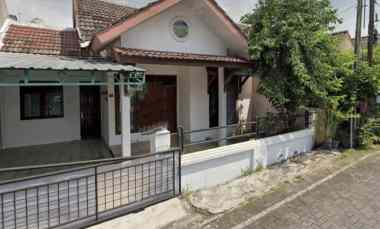 dijual rumah di bukit sari semarang