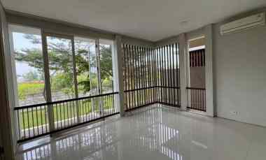 Dijual Rumah di Citraland Surabaya Barat
