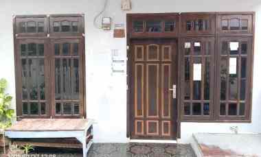 dijual rumah di daerah kebalen surabaya timur