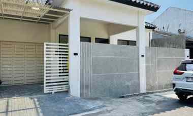 dijual rumah di fajar indah solo