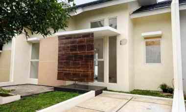 dijual rumah di forest hills bsb city semarang