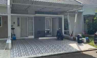 dijual rumah di forest hills citraland bsb semarang