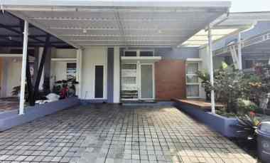 dijual rumah di forest hills city bsb semarang