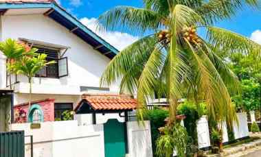dijual rumah di galaxy blok terdepan 100 bebas banjir
