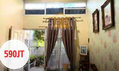 dijual rumah di graha fatro pedurungan semarang