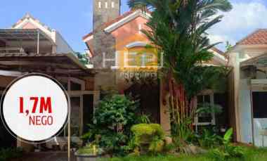 dijual rumah di graha padma semarang
