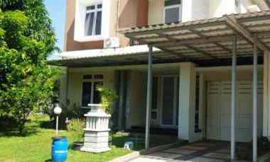 dijual rumah di graha padma semarang