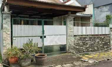 dijual rumah di graha raya bintaro