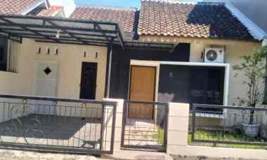 dijual rumah di griya triya indah semarang
