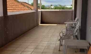 dijual rumah di jalan adi sucipto solo