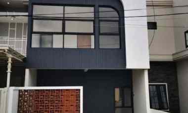 dijual rumah di jalan ikan tombro dekat