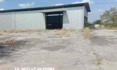 dijual rumah di jalan raya babat