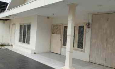 dijual rumah di jl seroja semteng semarang