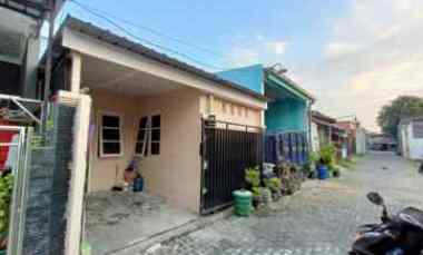 dijual rumah di jl syuhada semarang