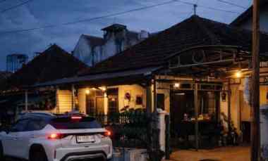 dijual rumah di jl taman belimbing peterongan semarang