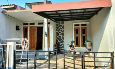 Dijual Rumah di jl Ulin Banyumanik