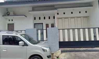 dijual rumah di karang wulan barat raya semarang