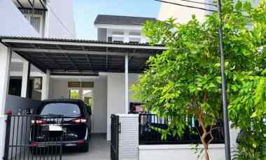 dijual rumah di kemang pratama 5 bekasi
