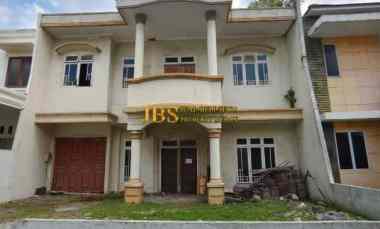 dijual rumah di komplek mutiara residence blok b medan