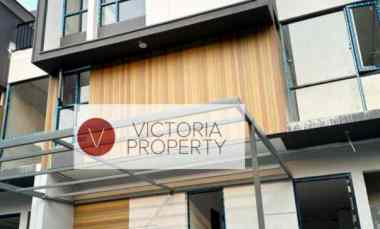 dijual rumah di kota wisata cibubur