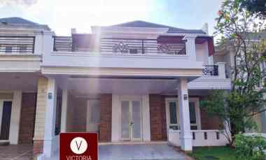 dijual rumah di kota wisata cibubur siap huni dan rapi