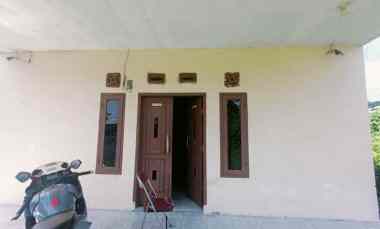 dijual rumah di kragilan desa nagrek jalan raya dukuh