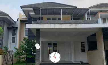 dijual rumah di legenda wisata cibubur