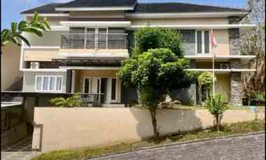 dijual rumah di pandanaran hills semarang