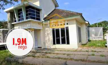 dijual rumah di pandanaran hills semarang