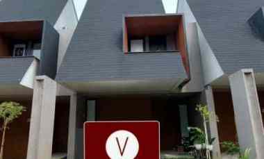 dijual rumah di paradesa cibubur dekat lrt harjamukti