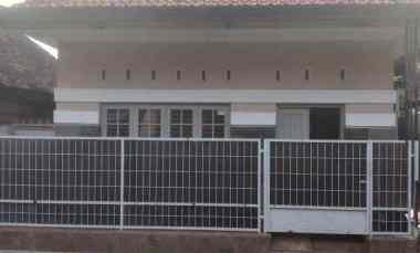 dijual rumah di pekajangan