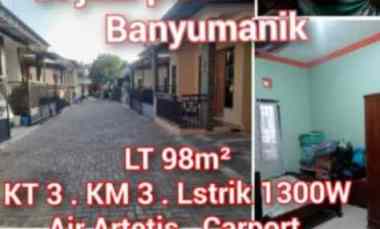 dijual rumah di perum grafika banyumanik semarang