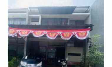 dijual rumah di perumahan emerald land cibinong bogor