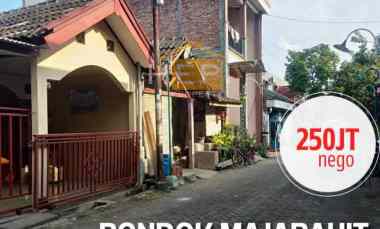 dijual rumah di pondok majapahit mranggen