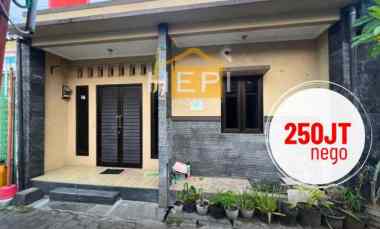 dijual rumah di pucang gading