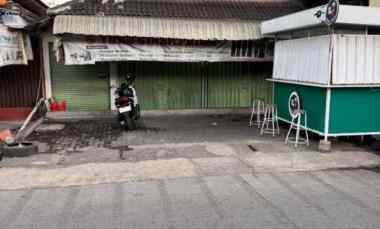 dijual rumah di pucang gading semarang