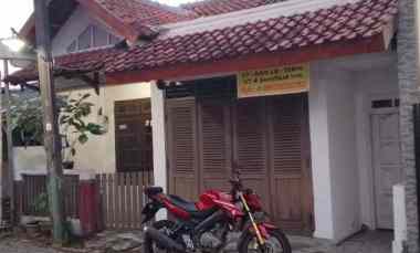 dijual rumah di pugad plamongansari semarang