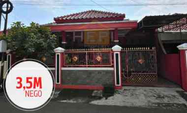 dijual rumah di puspowarno semarang