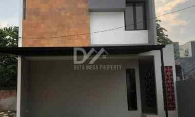 Dijual Rumah di Sawah Lama Ciputat