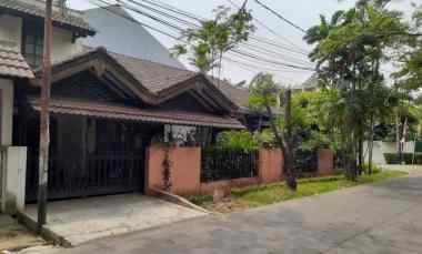 dijual rumah di sektor 1