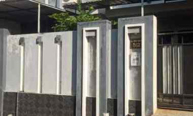 dijual rumah di sinar waluyo semarang