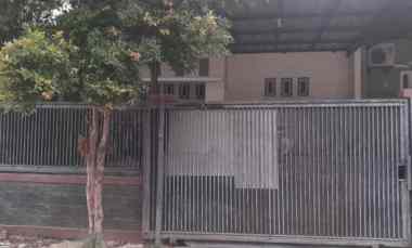 dijual rumah di taman kota ciperna