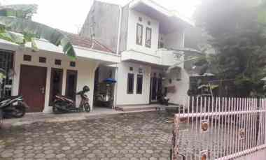 dijual rumah di tengah kota bandung