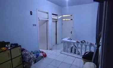 dijual rumah di tengah kota jember