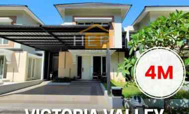 dijual rumah di victoria valley bsb semarang