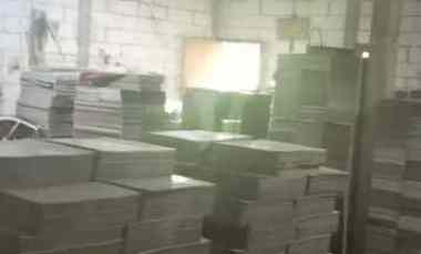 dijual rumah di woltermongensidi semarang